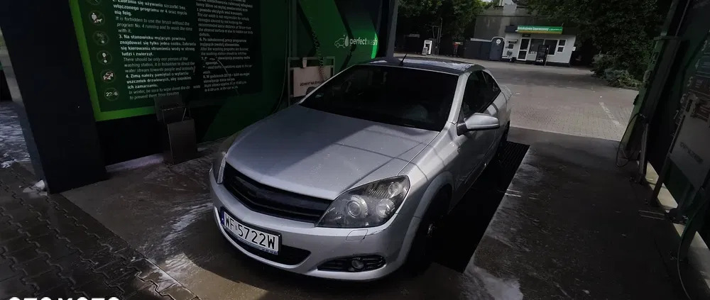 samochody osobowe Opel Astra cena 16500 przebieg: 150000, rok produkcji 2008 z Warszawa